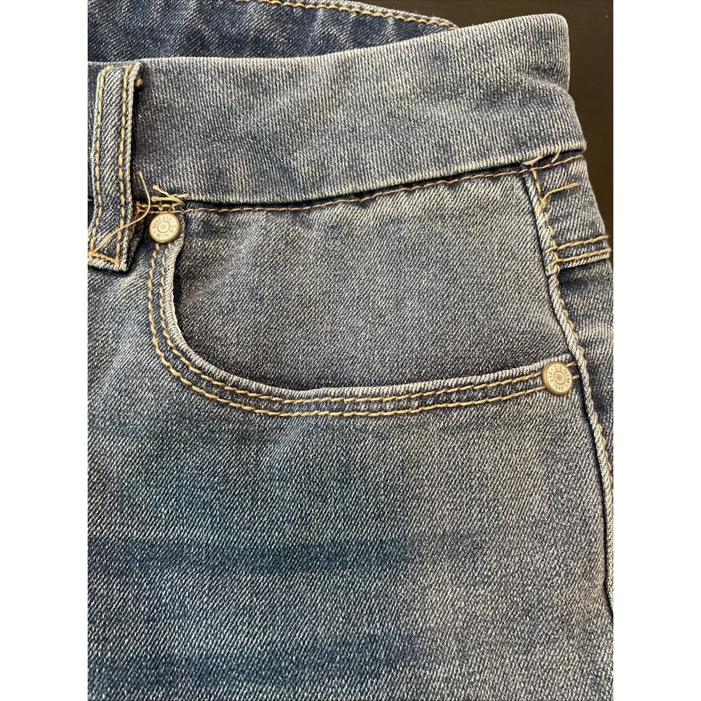 Cato Denim Jeans Womens 14 Mid Rise 34W Blue Raw Hem Crop Straight Leg - Picture 10 of 12